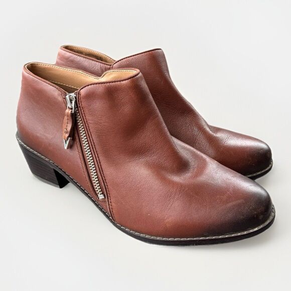 Vionic Chestnut Leather Ankle Booties - Picture 1 of 10
